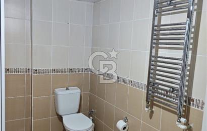 GAZİEMİR YEŞİLVADİ EVLERİNDE ARAKAT 3+1 KİRALIK DAİRE