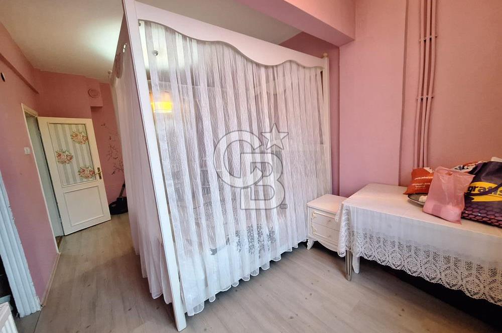 Termal Baraj Villalarında 5+1 Giyinme Odalı, Geniş Bahçeli Villa