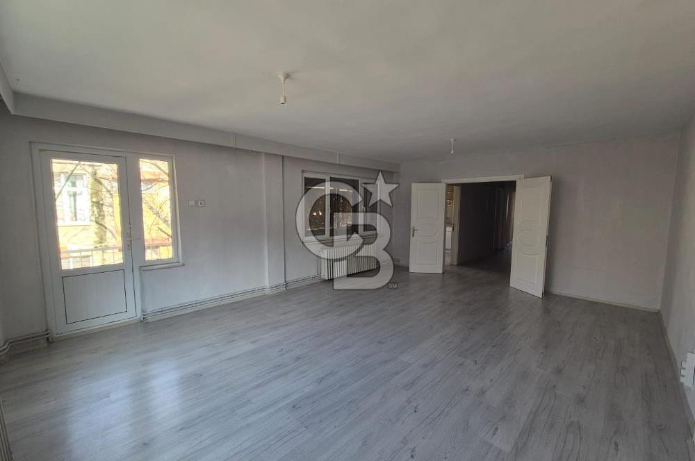 Kükürtlü Zübeyde Hanım Cad. Üzerinde Kiralık 3+1