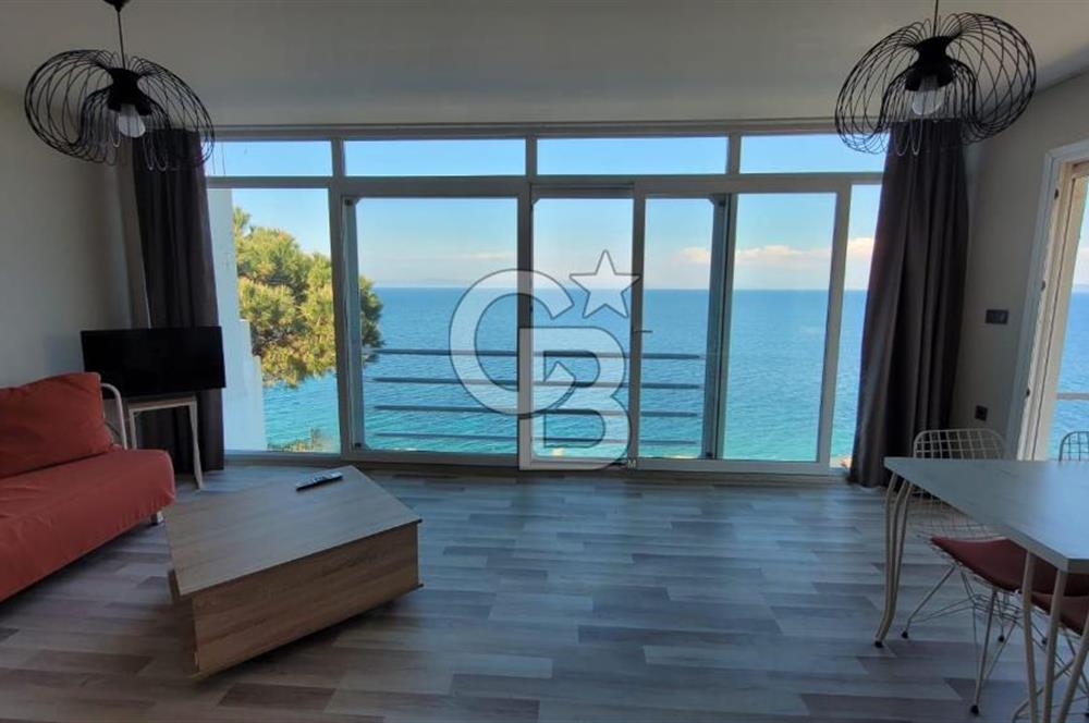 Karaburun Boyabağı'nda Denize Sıfır 2+1 Eşyalı Daire