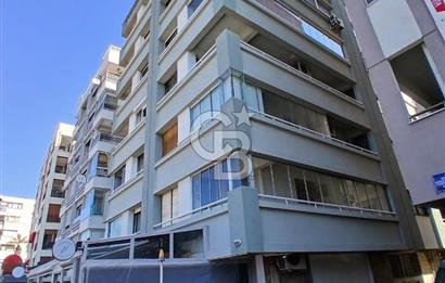 Bostanlının Merkezinde Satılık 3+1 Geniş ve Ferah Daire