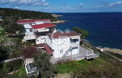 Karaburun Boyabağı'nda Denize Sıfır 2+1 Eşyalı Daire