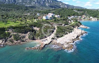 Karaburun Boyabağı'nda Denize Sıfır 2+1 Eşyalı Daire