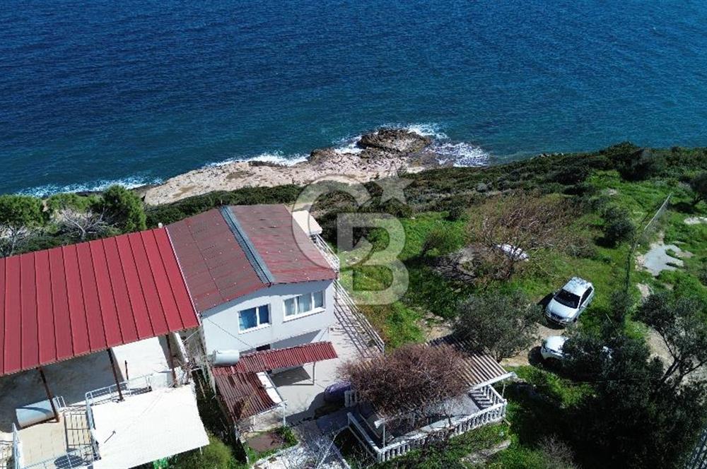 Karaburun Boyabağı'nda Denize Sıfır 2+1 Eşyalı Daire