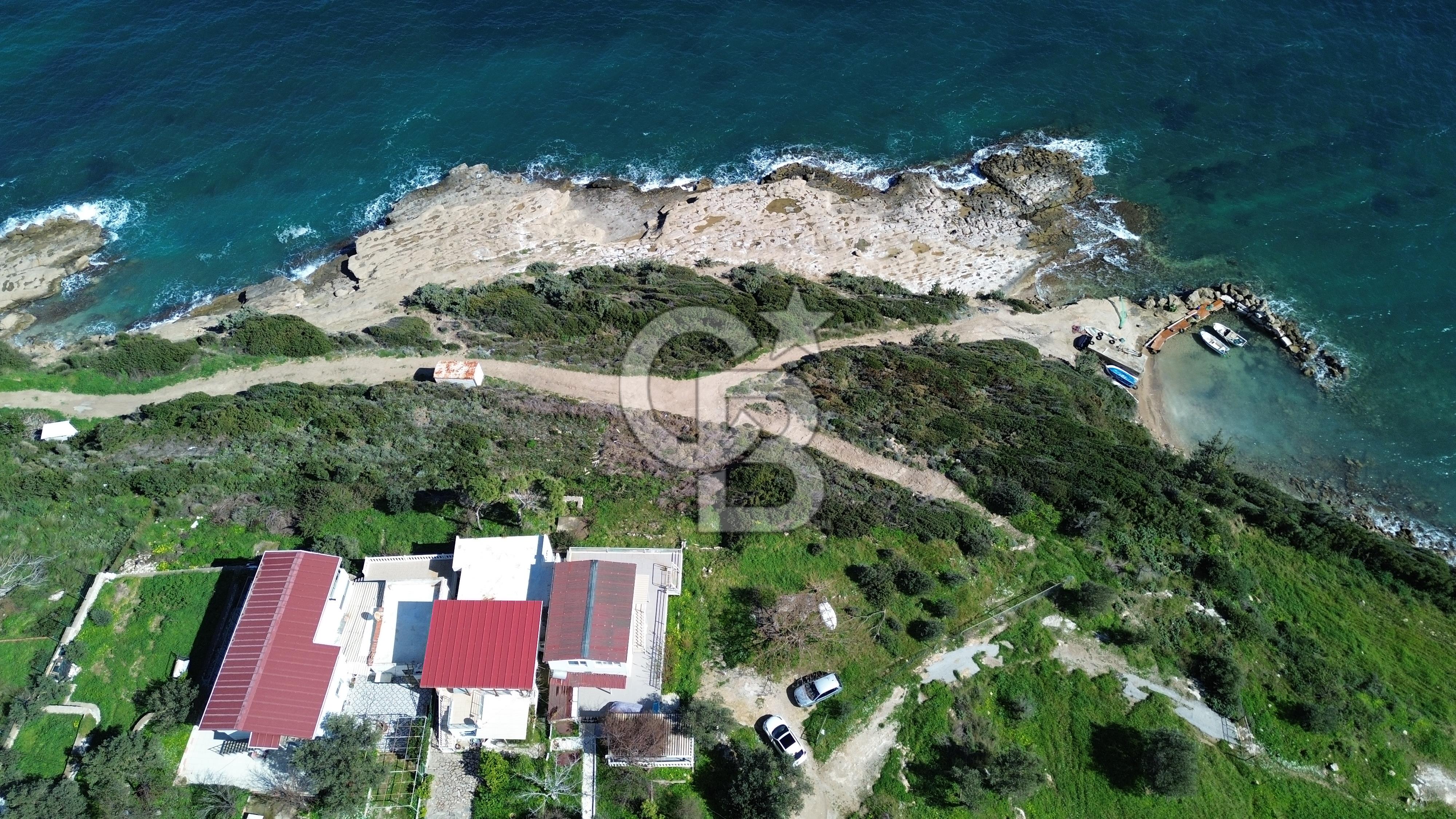 Karaburun Boyabağı'nda Denize Sıfır 2+1 Eşyalı Daire