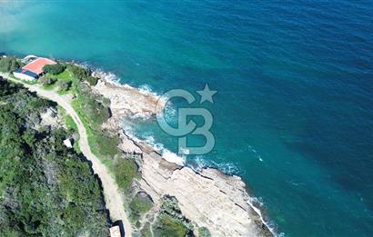 Karaburun Boyabağı'nda Denize Sıfır 2+1 Eşyalı Daire