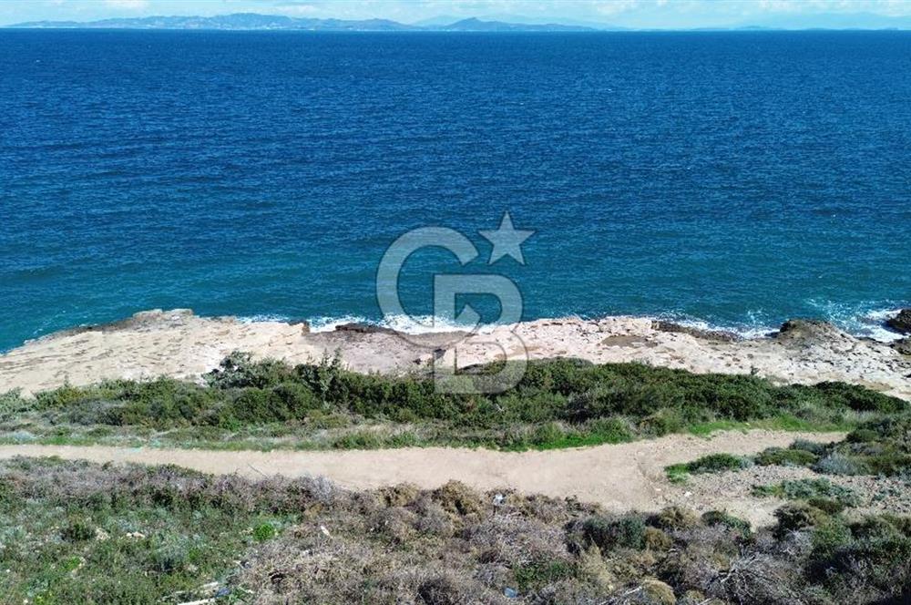 Karaburun Boyabağı'nda Denize Sıfır 2+1 Eşyalı Daire