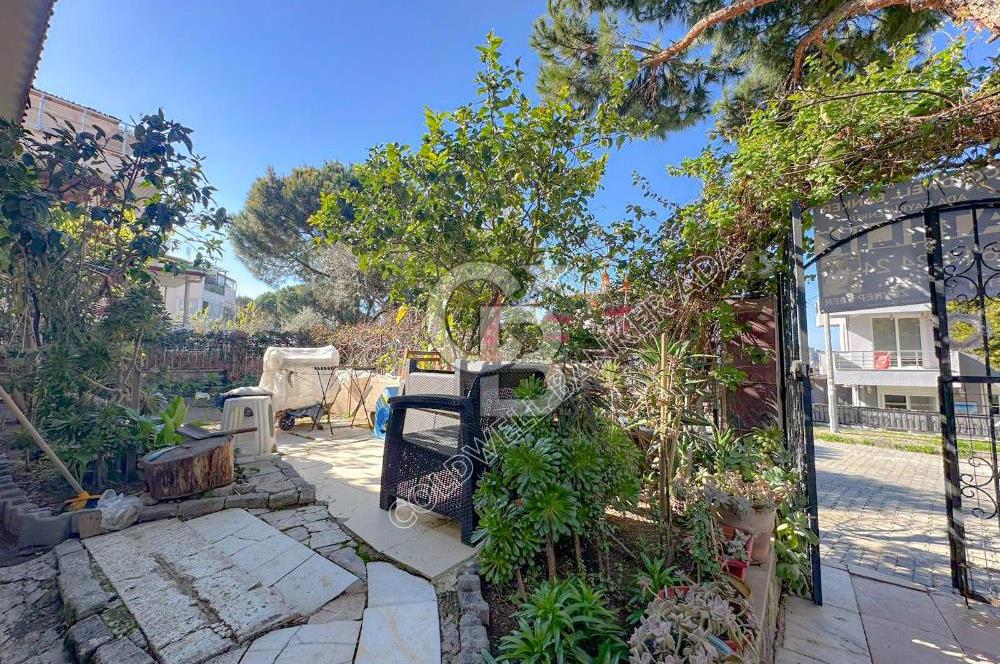 KUŞADASI MARİNADA MÜSTAKİL BAHÇELİ 4+1 VİLLA