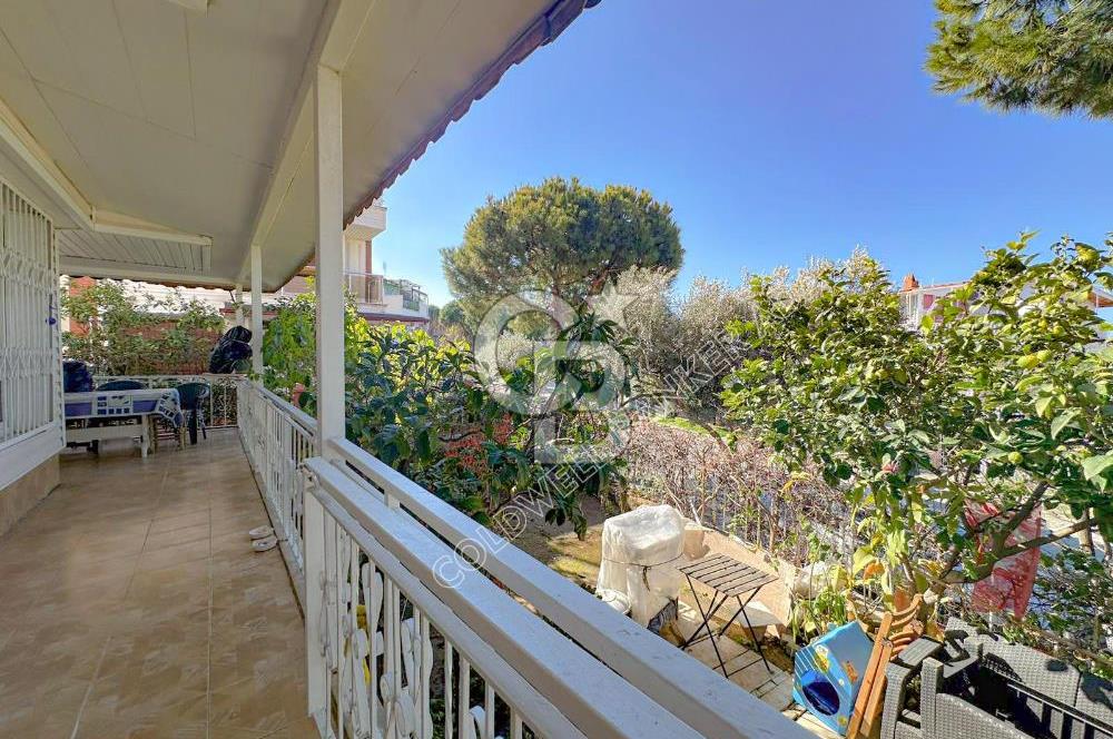 KUŞADASI MARİNADA MÜSTAKİL BAHÇELİ 4+1 VİLLA