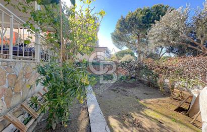 KUŞADASI MARİNADA MÜSTAKİL BAHÇELİ 4+1 VİLLA