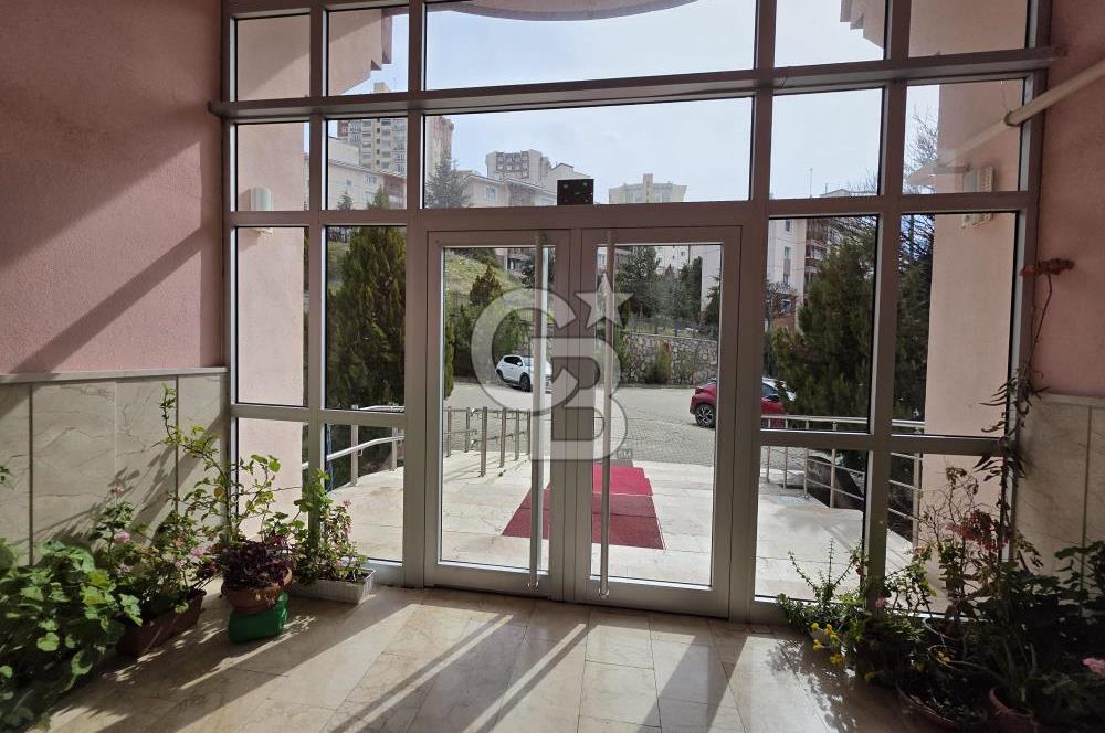 Turkuaz Mahallesinin En Merkezi Yerinde, Manzaralı ve Ferah 3+1