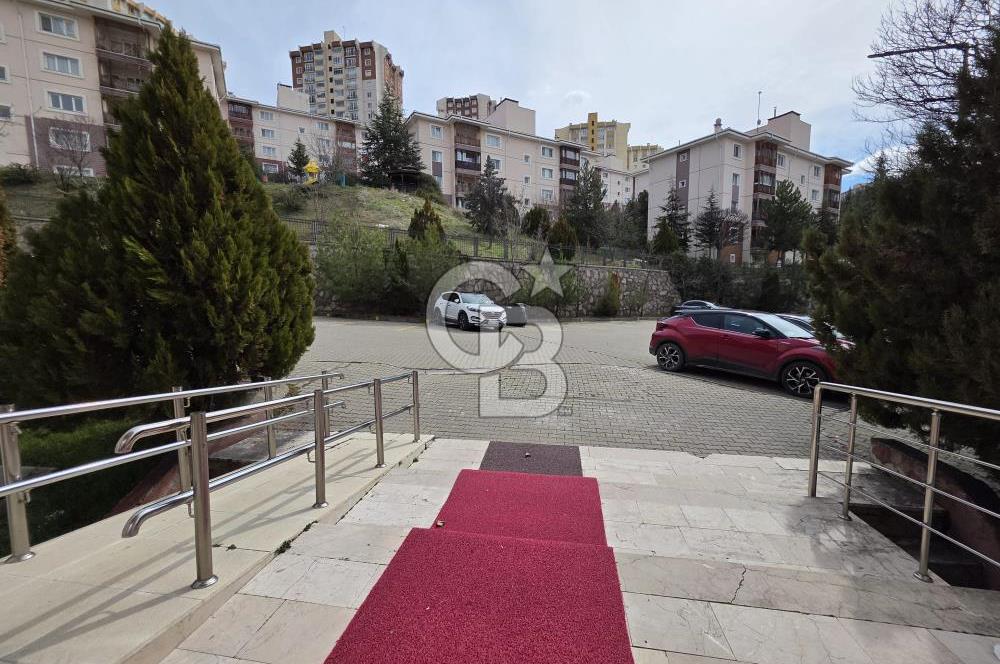 Turkuaz Mahallesinin En Merkezi Yerinde, Manzaralı ve Ferah 3+1