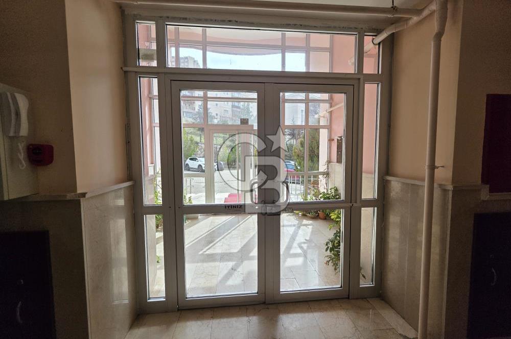 Turkuaz Mahallesinin En Merkezi Yerinde, Manzaralı ve Ferah 3+1