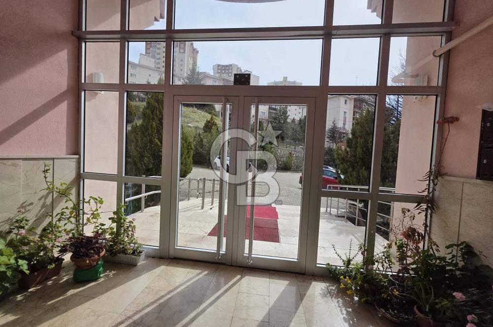 Turkuaz Mahallesinin En Merkezi Yerinde, Manzaralı ve Ferah 3+1