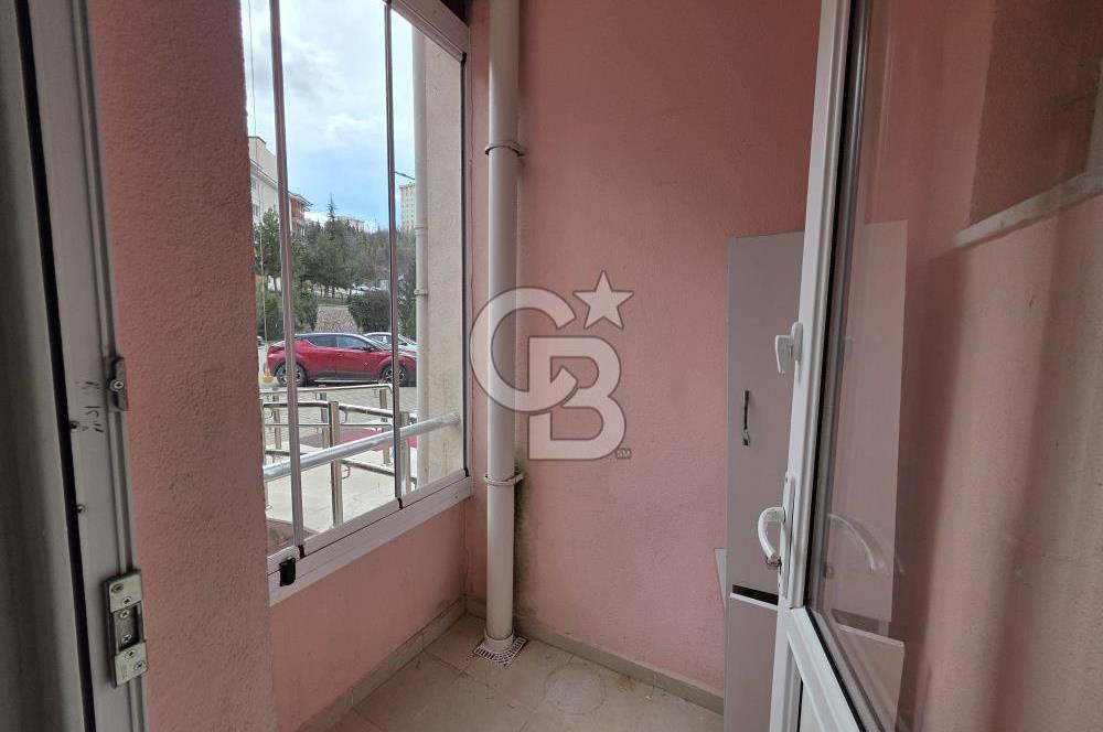 Turkuaz Mahallesinin En Merkezi Yerinde, Manzaralı ve Ferah 3+1