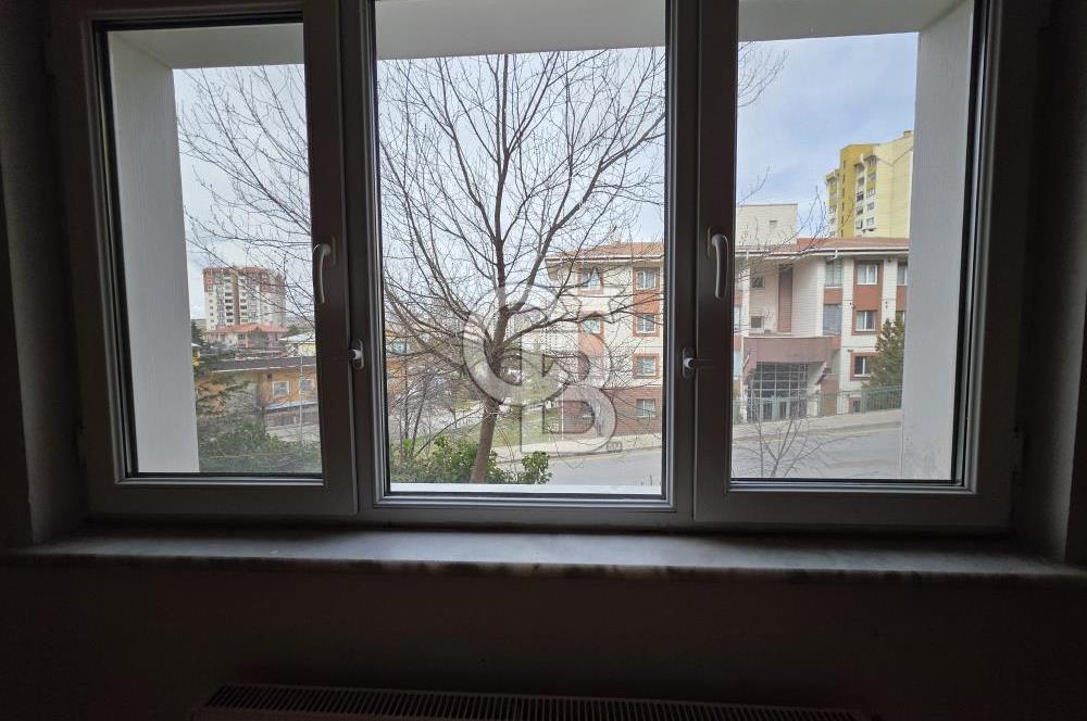 Turkuaz Mahallesinin En Merkezi Yerinde, Manzaralı ve Ferah 3+1