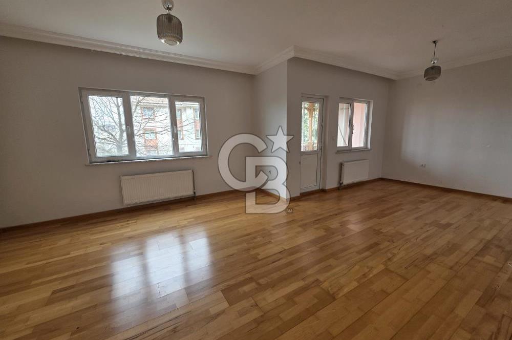 Turkuaz Mahallesinin En Merkezi Yerinde, Manzaralı ve Ferah 3+1