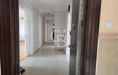 Turkuaz Mahallesinin En Merkezi Yerinde, Manzaralı ve Ferah 3+1