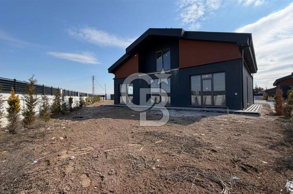 GÖLBAŞI KARŞIYAKA KATRE MOGAN SİTESİ 5+1 SATILIK VİLLA