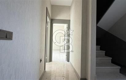 GÖLBAŞI KARŞIYAKA KATRE MOGAN SİTESİ 5+1 KİRALIK VİLLA