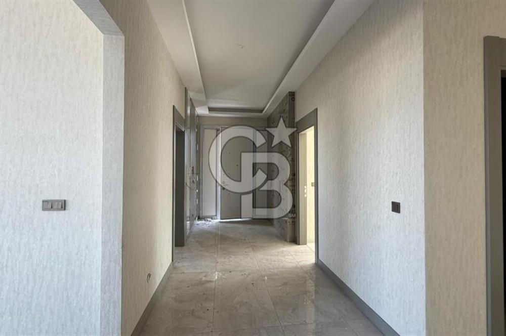 GÖLBAŞI KARŞIYAKA KATRE MOGAN SİTESİ 5+1 SATILIK VİLLA