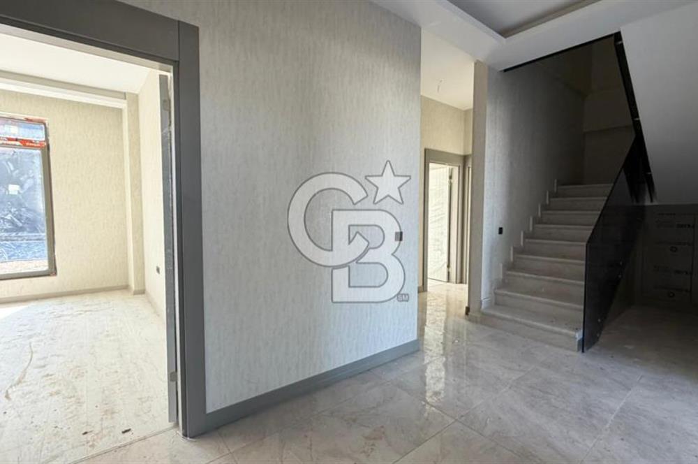 GÖLBAŞI KARŞIYAKA KATRE MOGAN SİTESİ 5+1 KİRALIK VİLLA