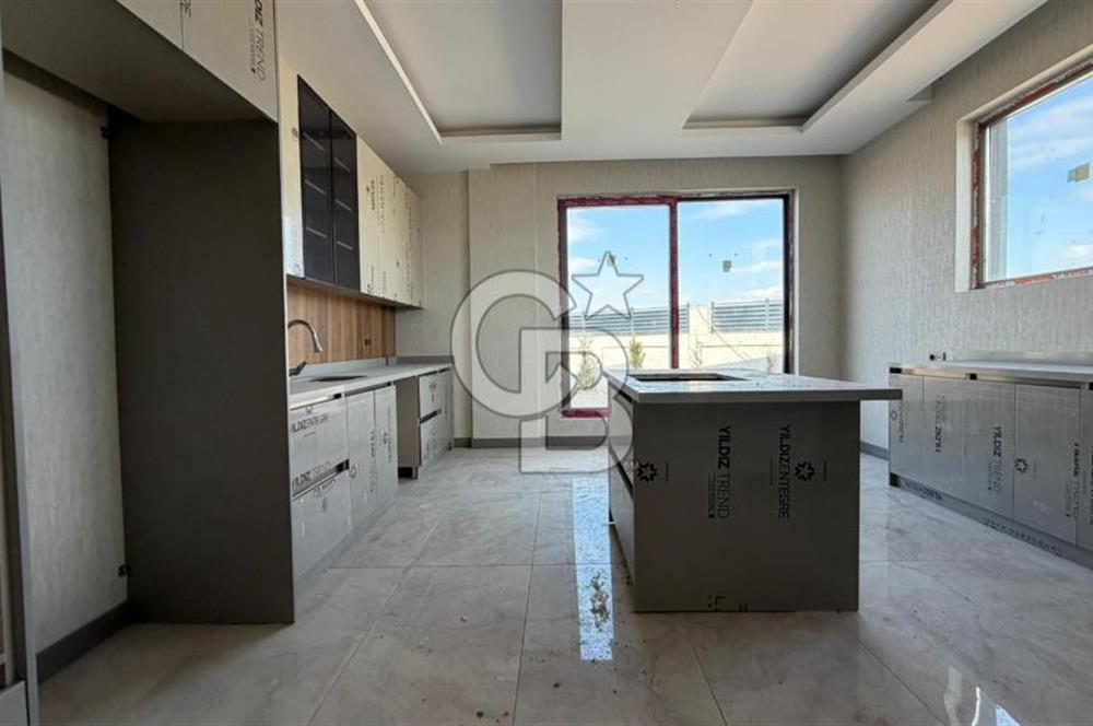 GÖLBAŞI KARŞIYAKA KATRE MOGAN SİTESİ 5+1 KİRALIK VİLLA