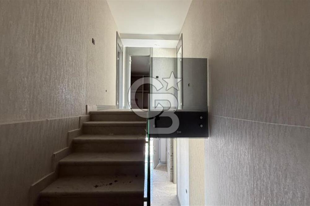 GÖLBAŞI KARŞIYAKA KATRE MOGAN SİTESİ 5+1 SATILIK VİLLA