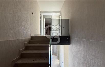 GÖLBAŞI KARŞIYAKA KATRE MOGAN SİTESİ 5+1 SATILIK VİLLA