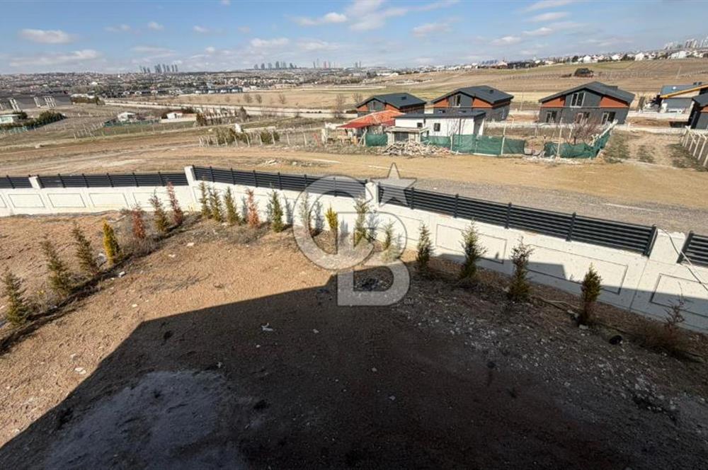 GÖLBAŞI KARŞIYAKA KATRE MOGAN SİTESİ 5+1 SATILIK VİLLA