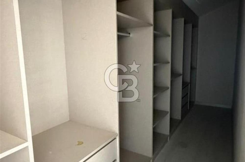 GÖLBAŞI KARŞIYAKA KATRE MOGAN SİTESİ 5+1 KİRALIK VİLLA