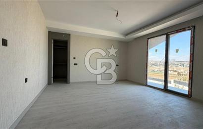 GÖLBAŞI KARŞIYAKA KATRE MOGAN SİTESİ 5+1 SATILIK VİLLA