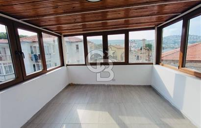 ESKİFOÇA MERKEZDE DENİZE 30 METRE KİRALIK DÜKKAN