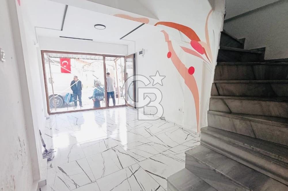 ESKİFOÇA MERKEZDE DENİZE 30 METRE KİRALIK DÜKKAN