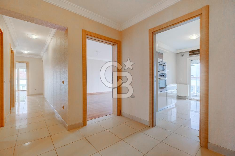 Avrupa Konutları Tem Sitesi Satılık Önü Açık Manzaralı 3.5+1 Daire