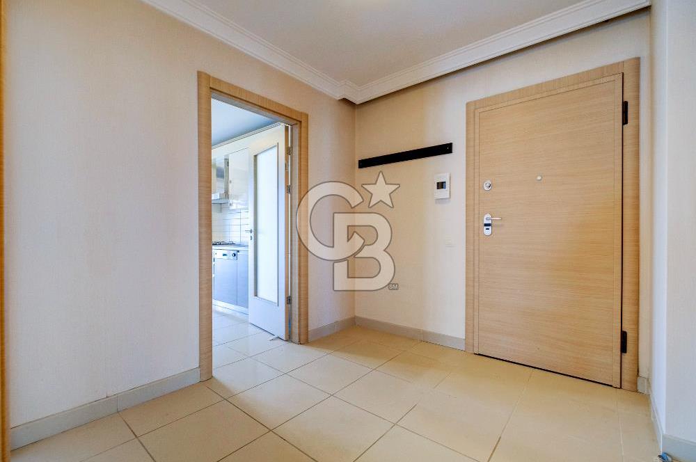 Avrupa Konutları Tem Sitesi Satılık Önü Açık Manzaralı 3.5+1 Daire