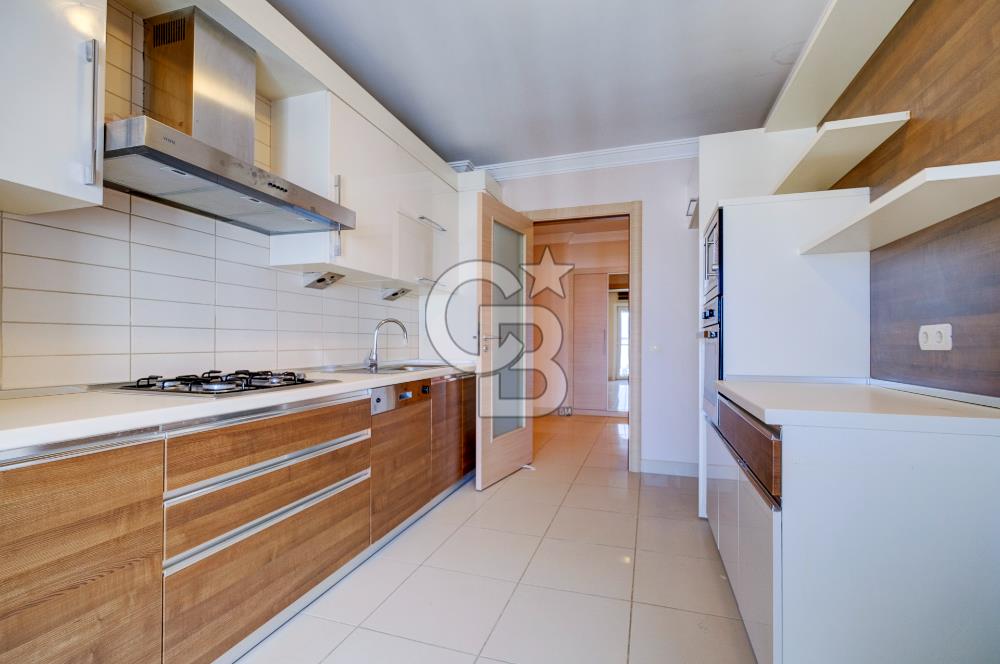 Avrupa Konutları Tem Sitesi Satılık Önü Açık Manzaralı 3.5+1 Daire