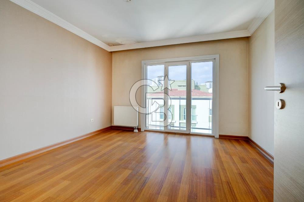 Avrupa Konutları Tem Sitesi Satılık Önü Açık Manzaralı 3.5+1 Daire