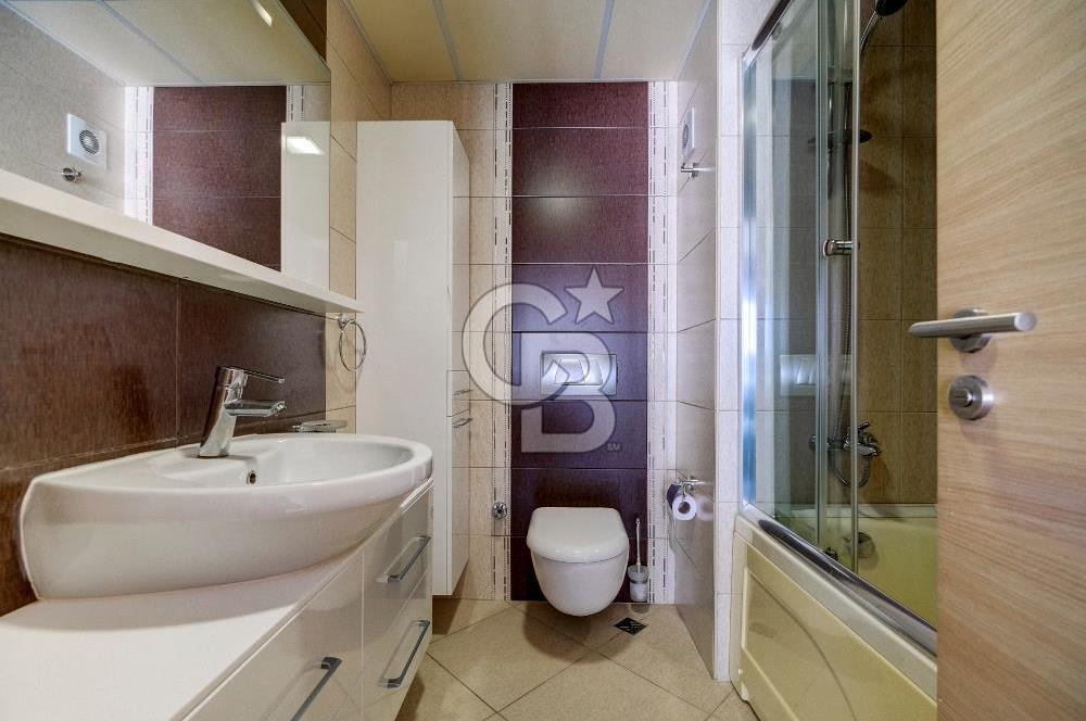 Avrupa Konutları Tem Sitesi Satılık Önü Açık Manzaralı 3.5+1 Daire