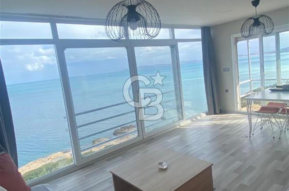 Karaburun Boyabağı'nda Denize Sıfır 2+1 Eşyalı Daire
