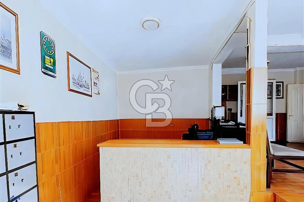 KONAK BASMANE TARİHİ OTELLER SOKAĞINDA SATILIK OTEL