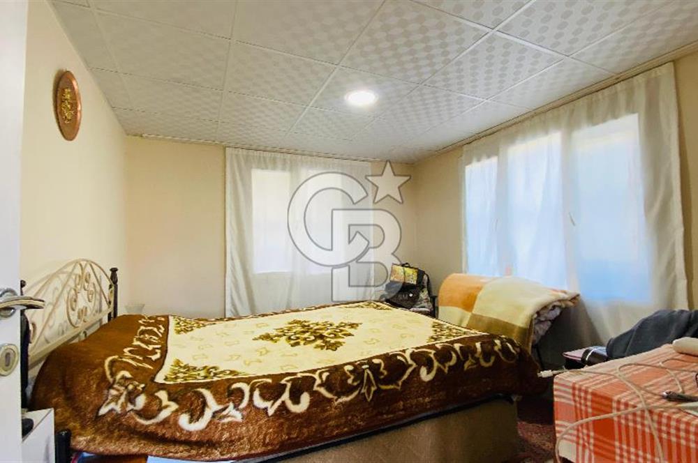 TORBALI HELVACI KÖY MERKEZİNDE MÜSTAKİL TAPULU EV VE ARSASI