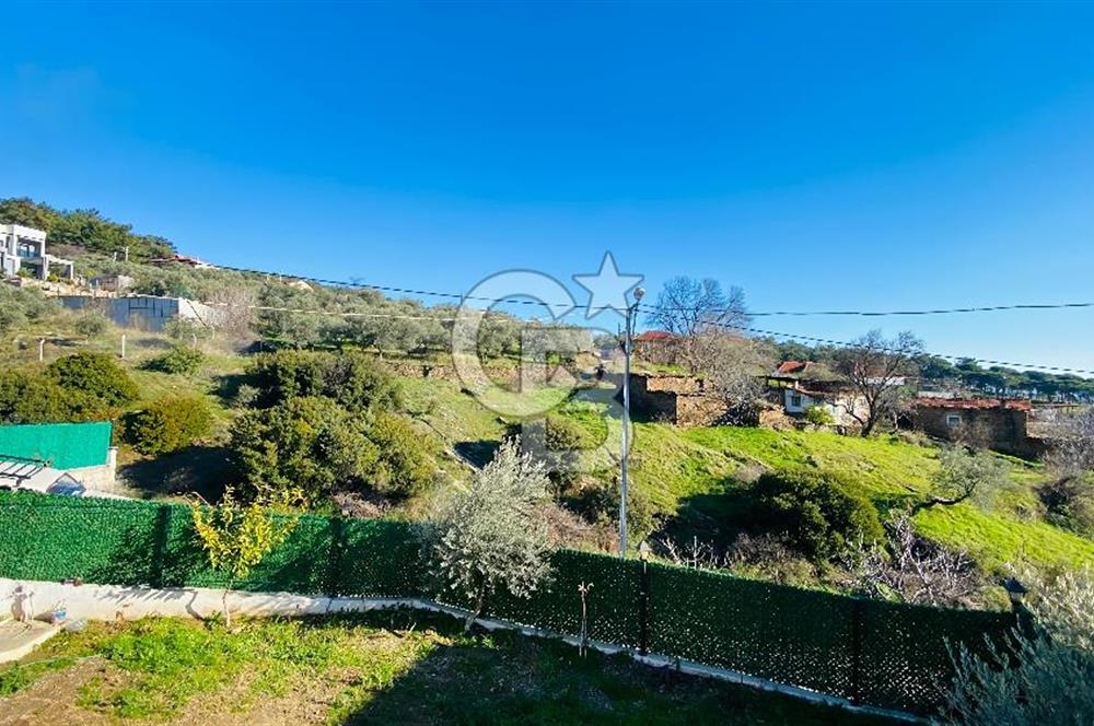 TORBALI HELVACI KÖY MERKEZİNDE MÜSTAKİL TAPULU EV VE ARSASI