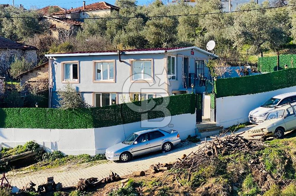 TORBALI HELVACI KÖY MERKEZİNDE MÜSTAKİL TAPULU EV VE ARSASI