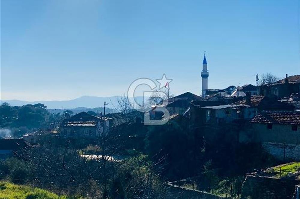 TORBALI HELVACI KÖY MERKEZİNDE MÜSTAKİL TAPULU EV VE ARSASI