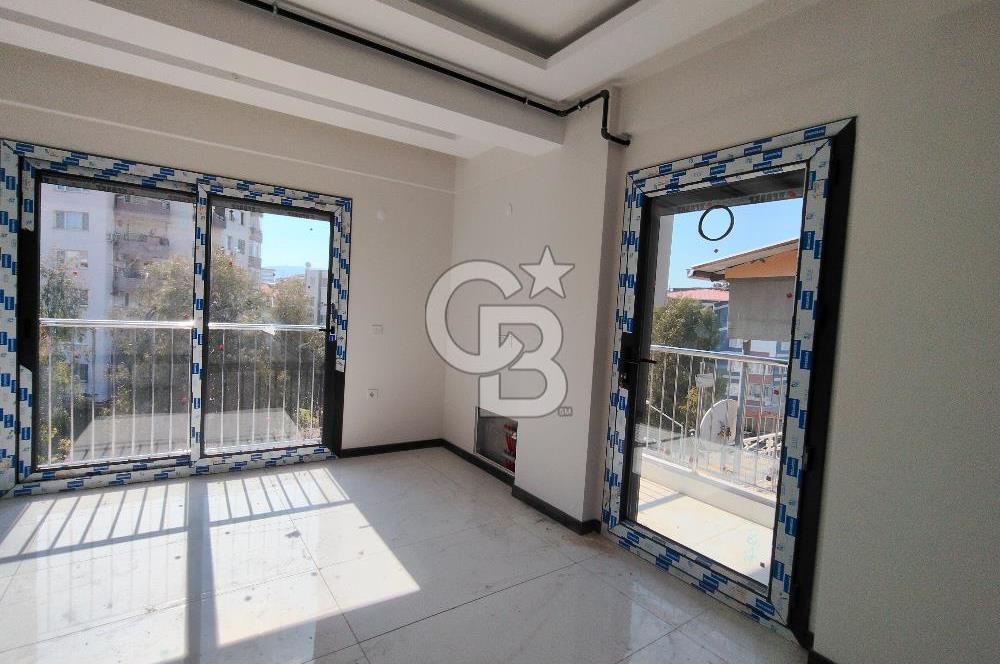 BORNOVA ÖZKANLAR'DA KİRALIK SIFIR 2+1 DAİRE