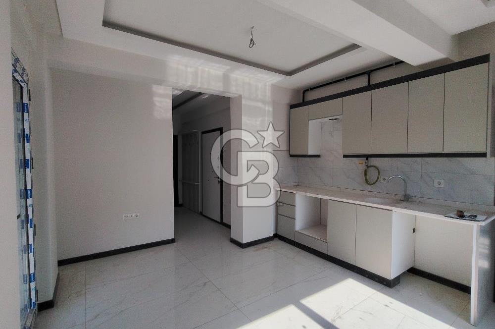 BORNOVA ÖZKANLAR'DA KİRALIK SIFIR 2+1 DAİRE