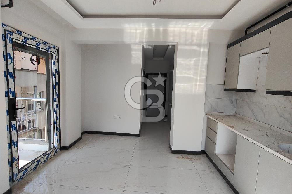 BORNOVA ÖZKANLAR'DA KİRALIK SIFIR 2+1 DAİRE