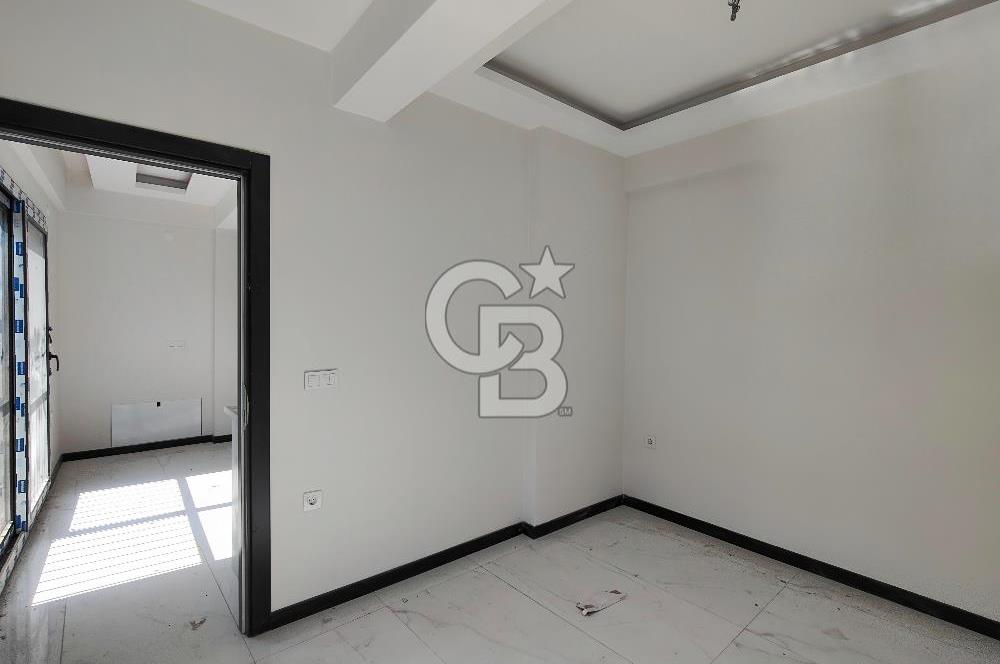 BORNOVA ÖZKANLAR'DA KİRALIK SIFIR 2+1 DAİRE