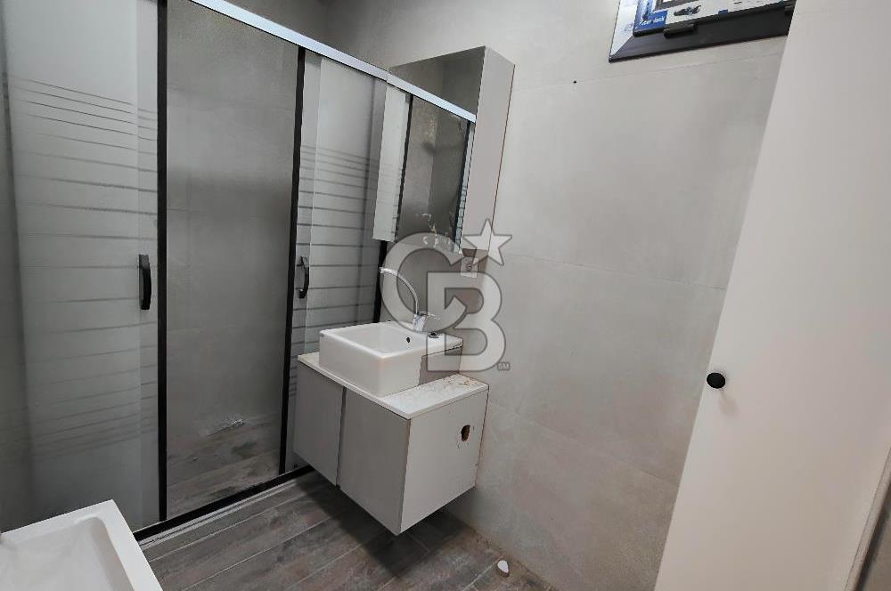 BORNOVA ÖZKANLAR'DA KİRALIK SIFIR 2+1 DAİRE